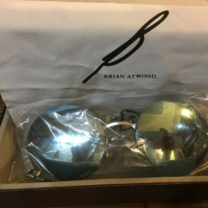 B Brian Atwood NWT Mirrored Round Sunglasses